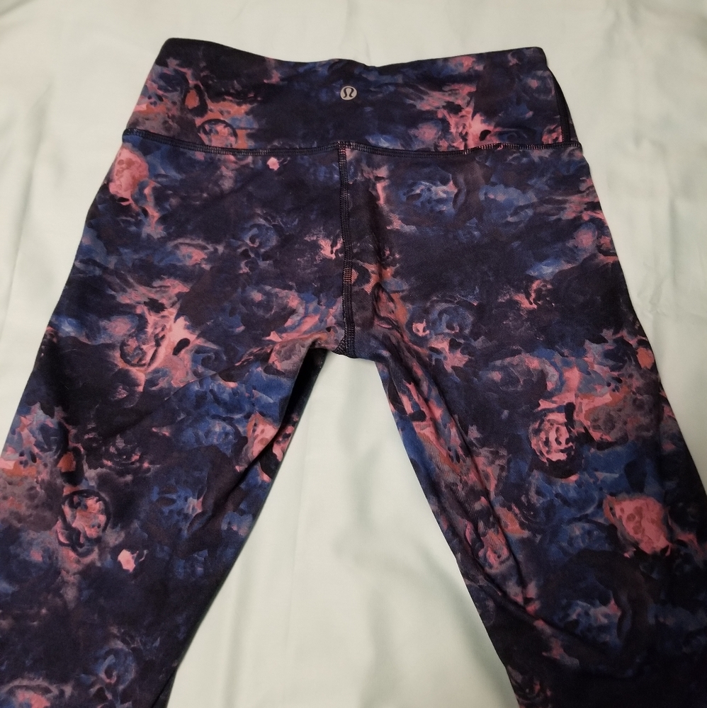 Lululemon Print Leggings - Picture 2 of 6